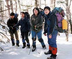 成田悠輔は学生時代、山岳部に所属していた